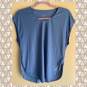 Nike Running Top | Medium